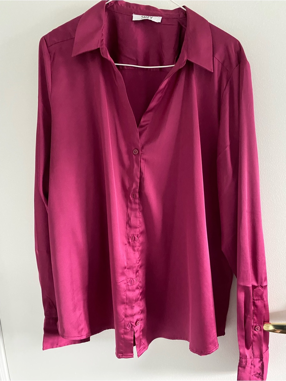 Suzy Shier Fuchsia Long-Sleeve Button-Down Shirt